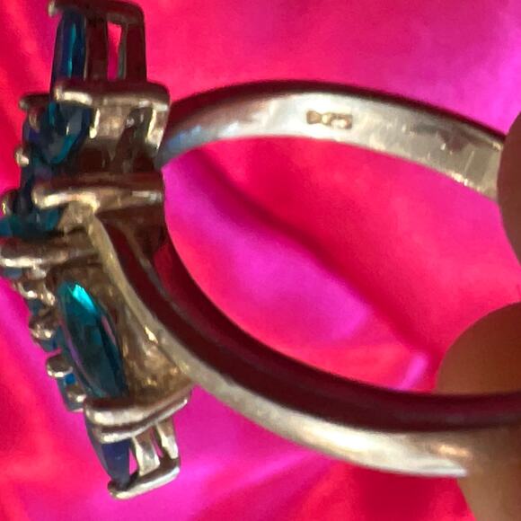 Sterling Silver Adjustable Blue CZ Leaf Stones - Picture 4 of 5